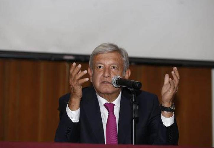 Aumento al salario mínimo se consultará con Banxico: AMLO