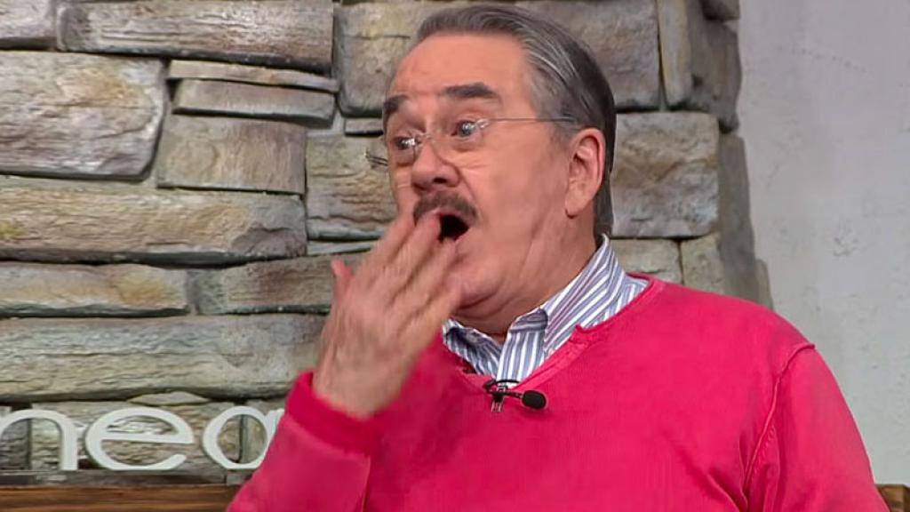 La homosexualidad no se quita como la gripe, le dice Pedro Sola a Mauricio Clark