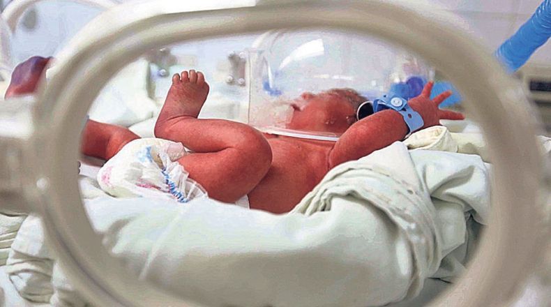 Nacen cuatrillizos en hospital del IMSS en Monterrey