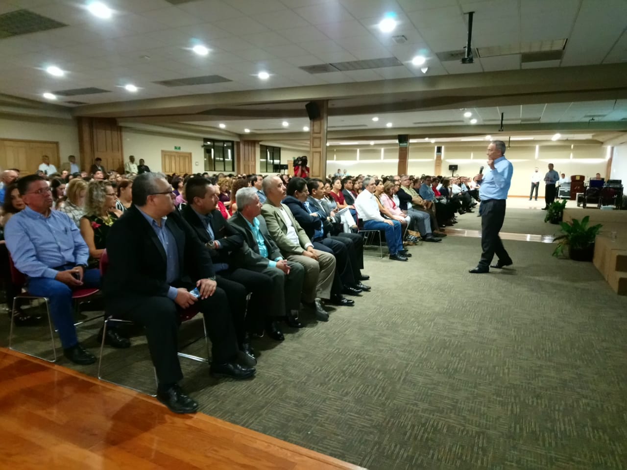 Buscan autoridades fortalecer educación en Coahuila