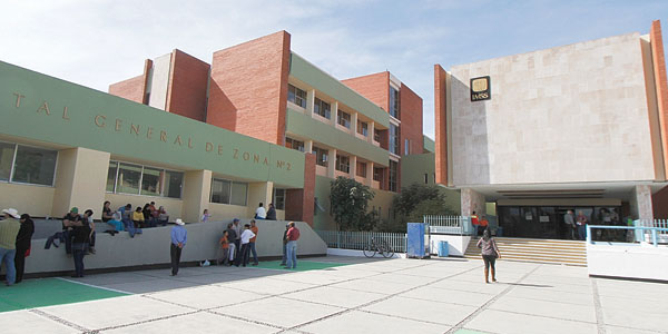 Fallece hombre afuera de Urgencias del IMSS Saltillo