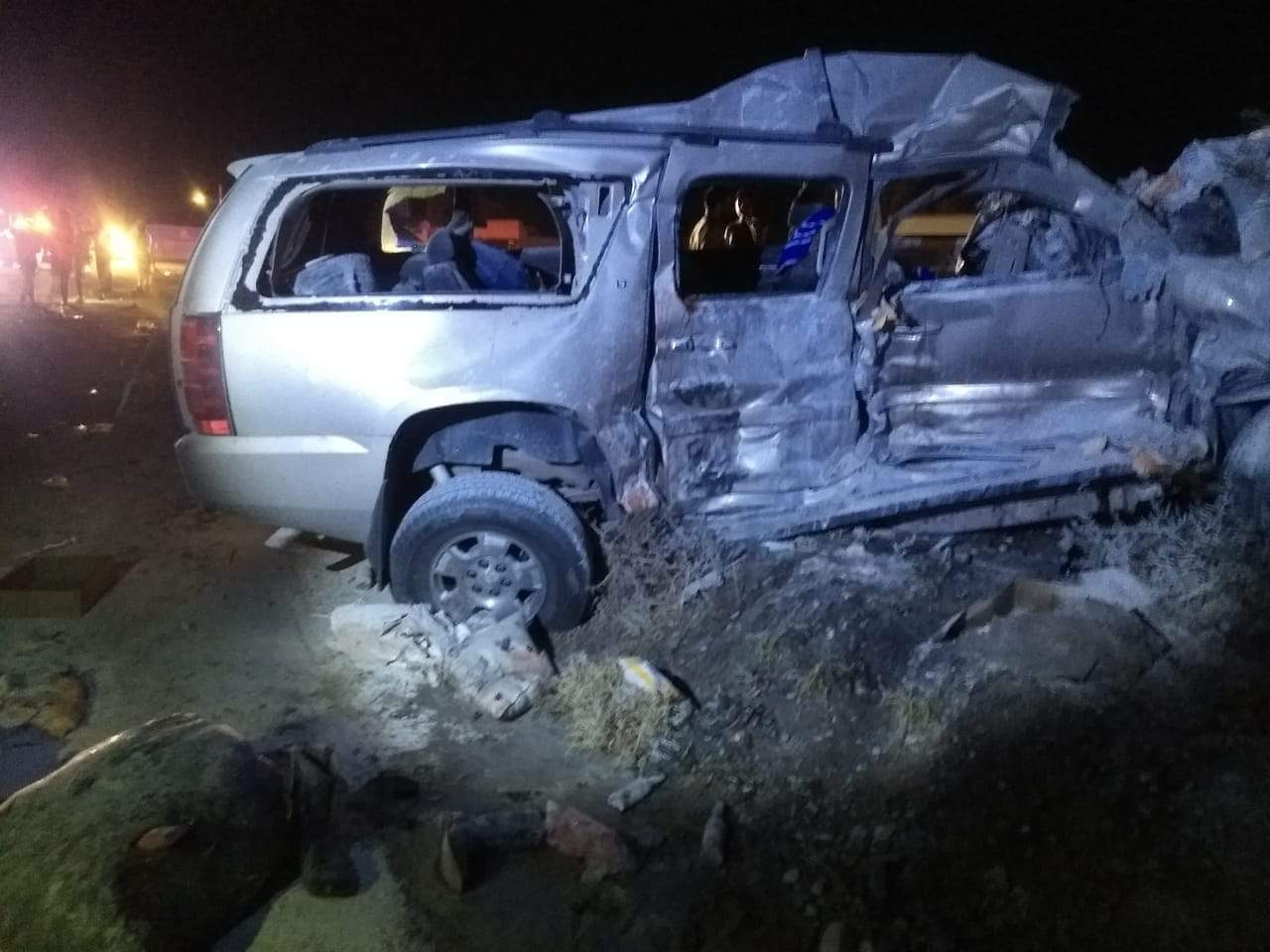 Mueren madre e hijita en <br>volcadura en la Saltillo-Torreón