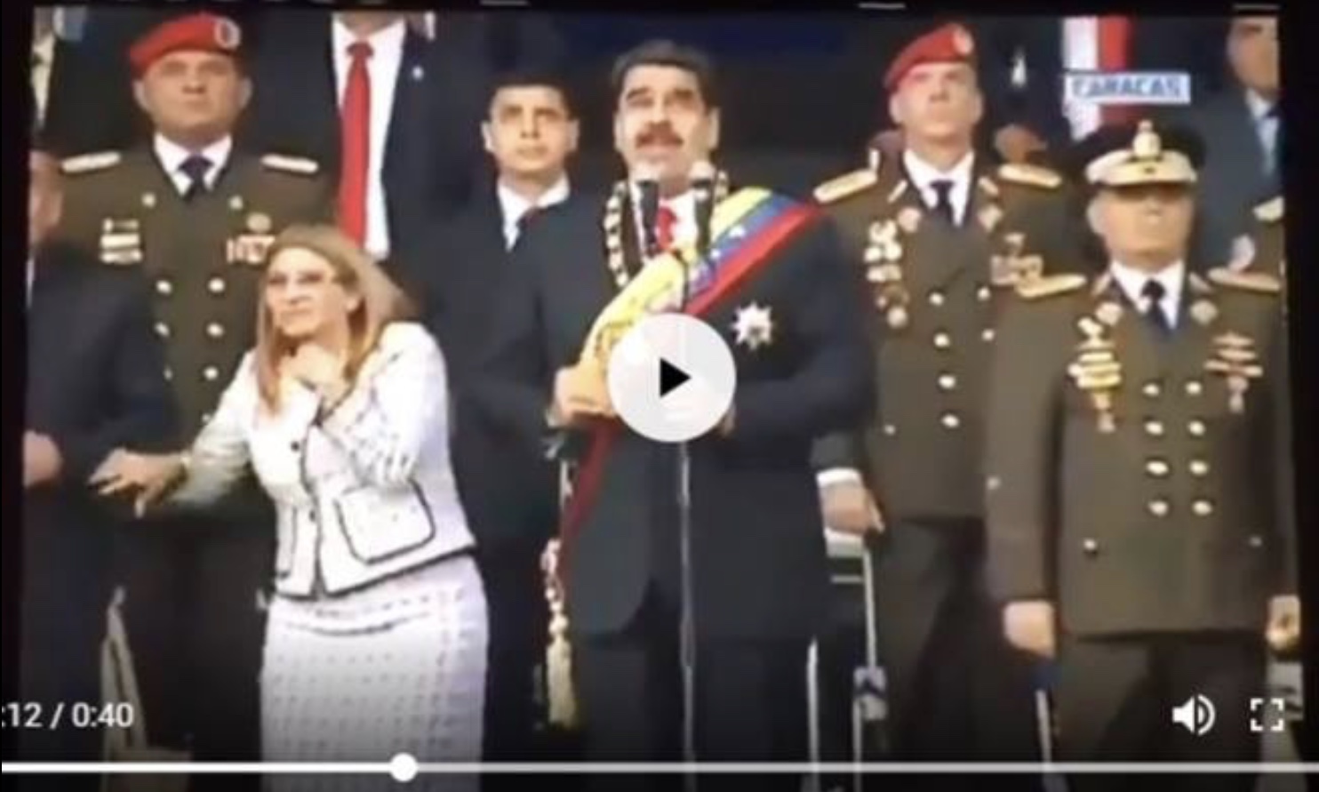 Desalojan de acto a presidente de <br>Venezuela por supuesto atentado