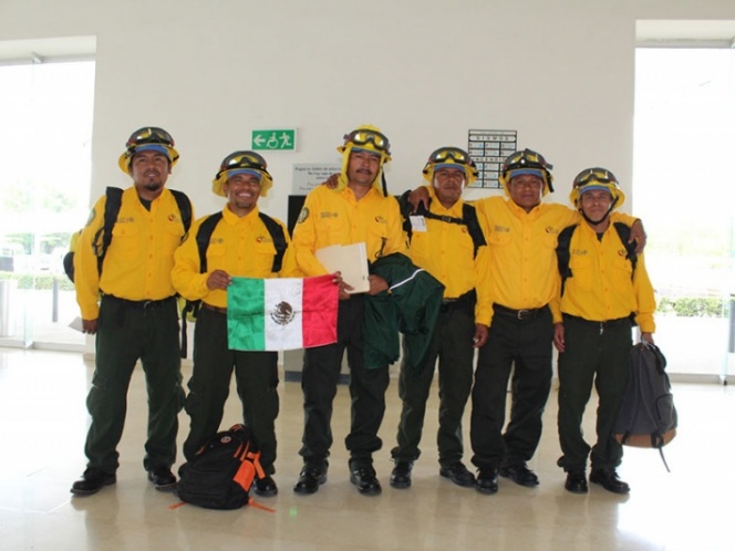 Brigadistas oaxaqueños viajan a Canadá para combatir incendio