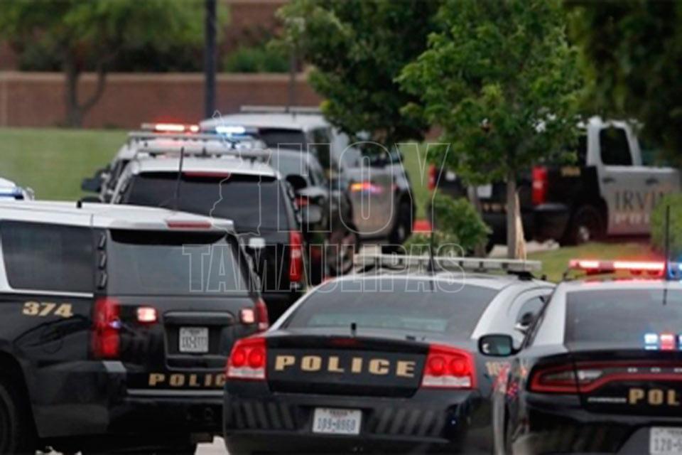 Hombre balea a tirador que abrió fuego en festival escolar en EUA