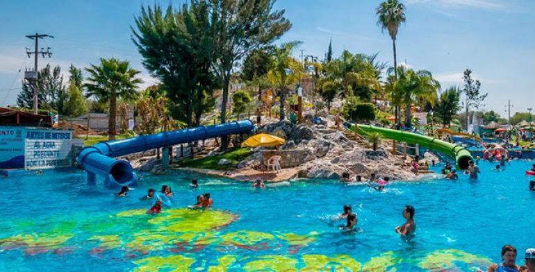 Riña en balneario de Hidalgo deja 10 heridos