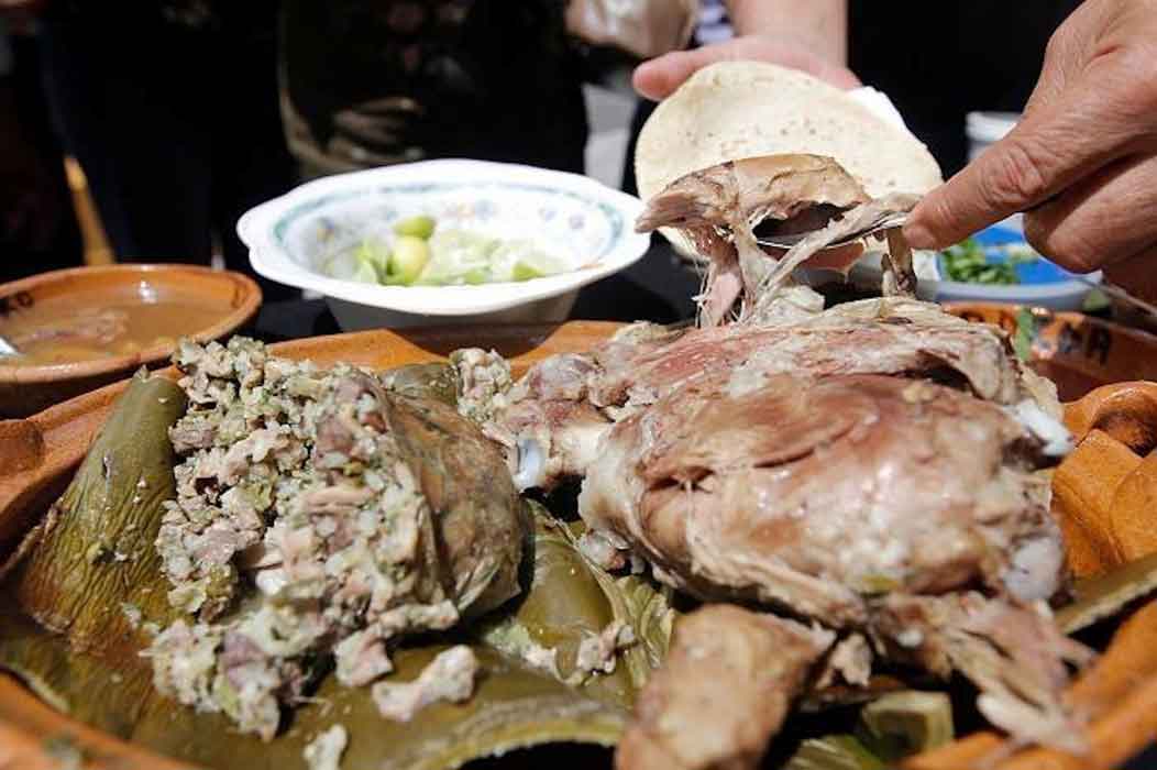 Impulsarán proyectos en Hidalgo para mejorar calidad de la barbacoa