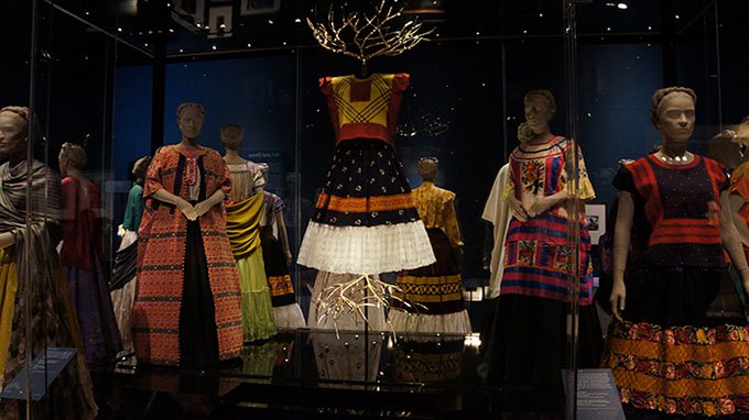 Exposición de Frida Kahlo en Londres rompe récord de ventas