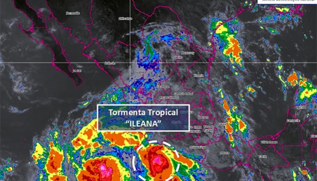 Despliegan auxilio en Jalisco por ‘John’ e ‘Ileana’