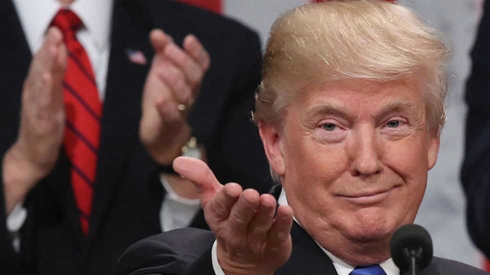 Gobierno de Trump planea limitar la migración legal