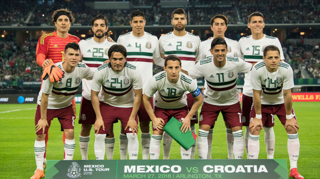 México baja un lugar en ranking FIFA