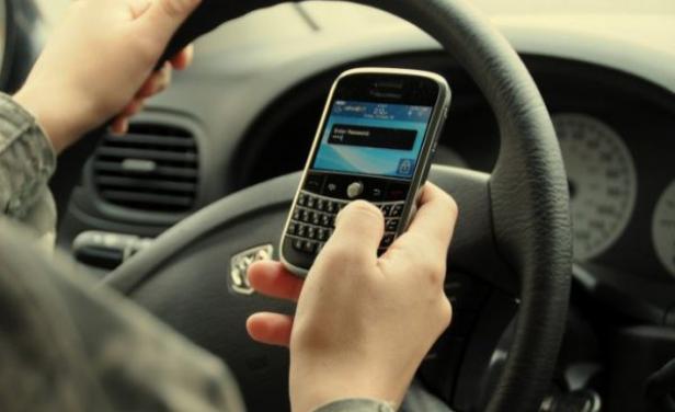 Dan 6 años de prisión a hombre que mató a peatones por textear