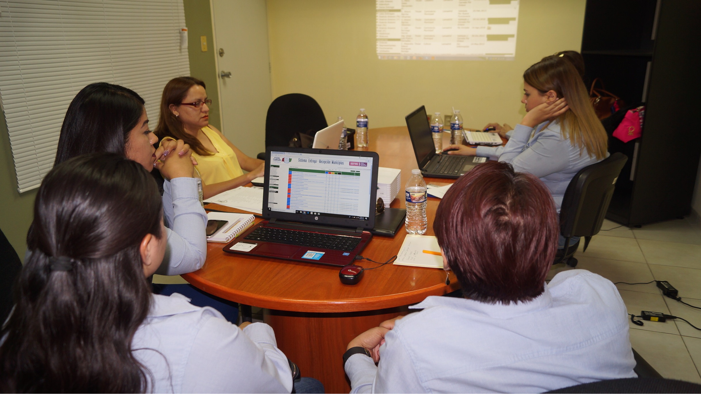 Capacita Estado a municipios para entrega-recepción