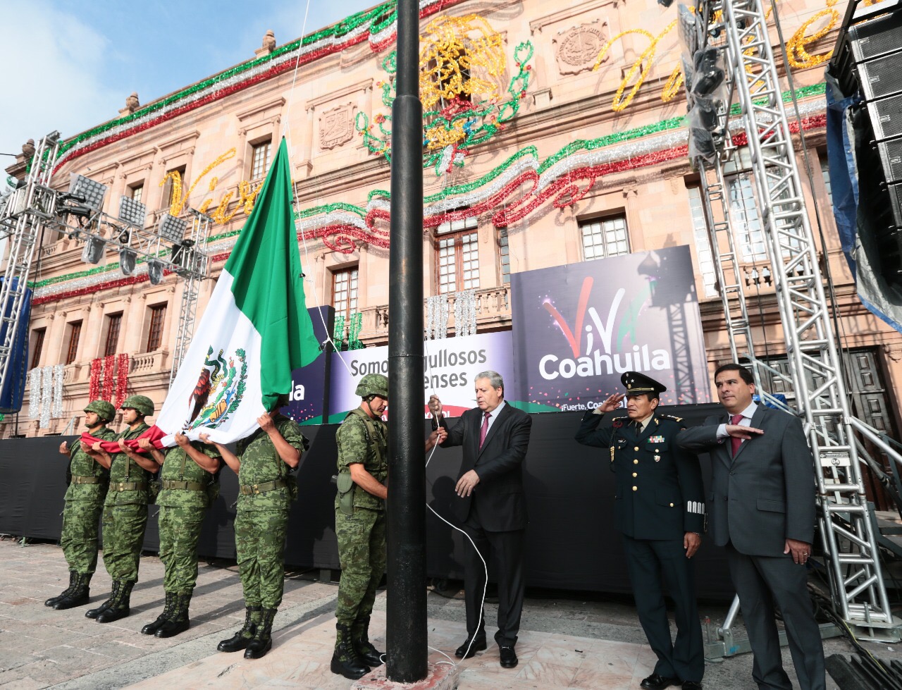 Conmemoran 208 aniversario del inicio de la Independencia