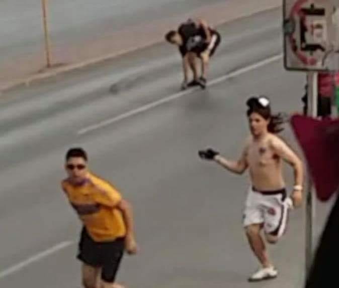 Matan aficionados de Rayados <br>a fan de Tigres previo al clásico