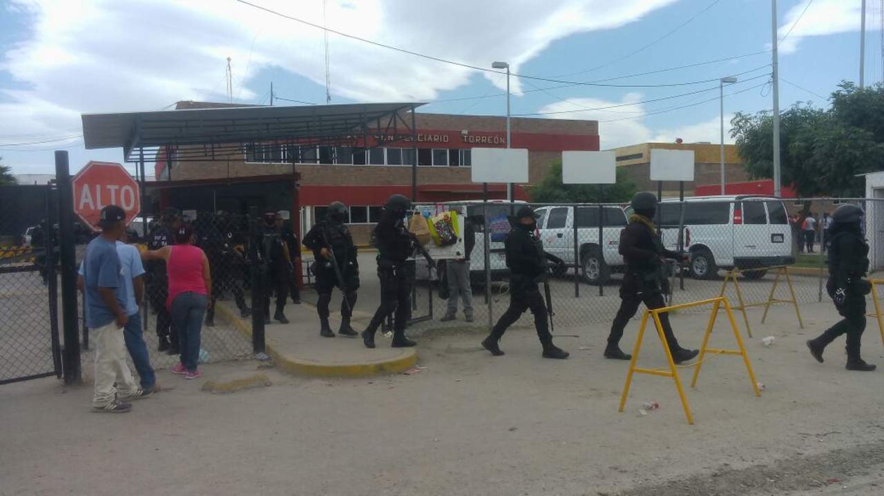 Cesan a director del Cereso de Torreón por fuga de reos