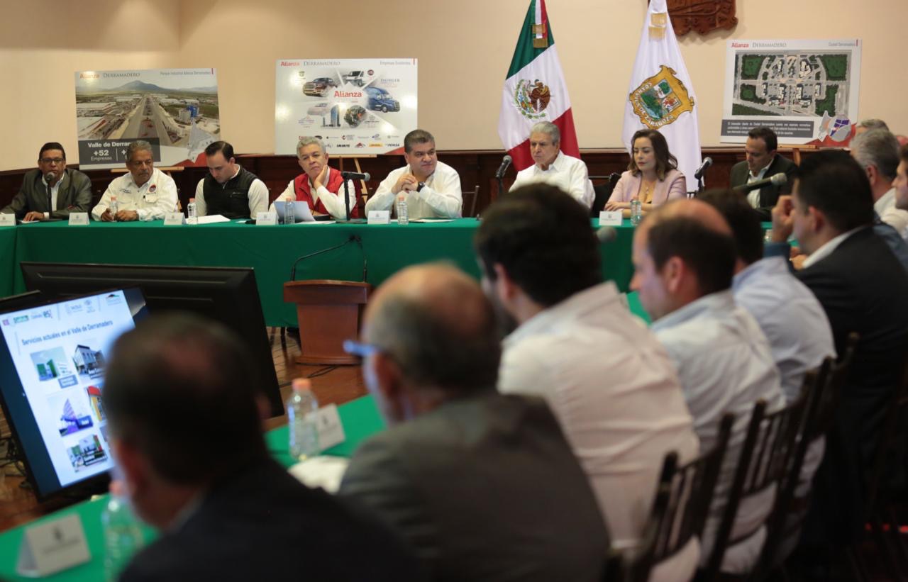 Revisan proyecto “Ciudad Derramadero”