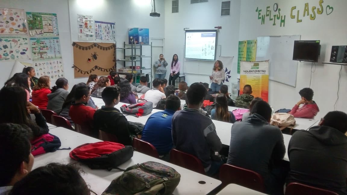 Imparten a jóvenes pláticas de prevención de violencia en el noviazgo