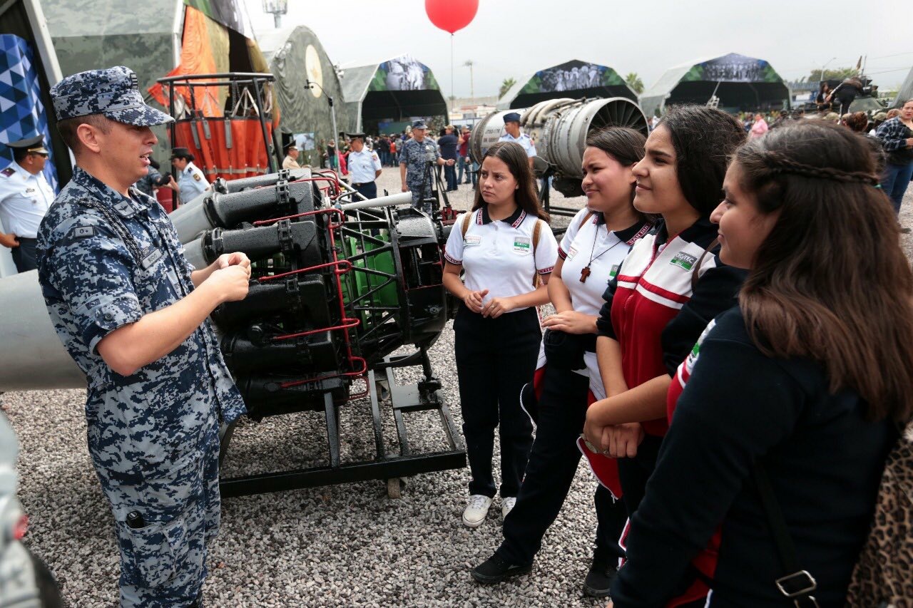 Disfrutaron más de 600 mil coahuilenses <br>exposición militar en Monclova