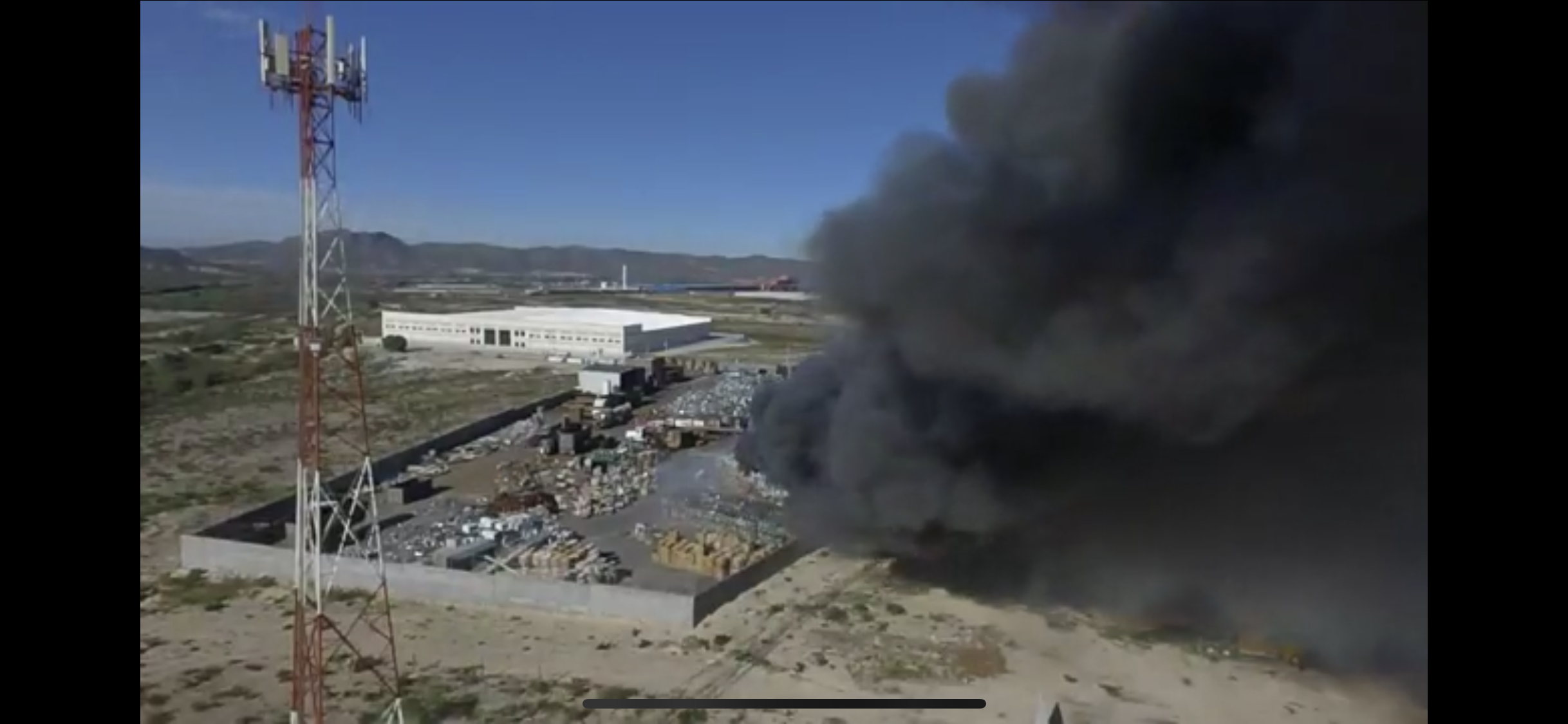 Arde recicladora en Ramos Arizpe