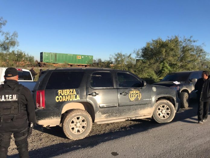 Hallan a mujer sin vida orilla de la carreta en Nava