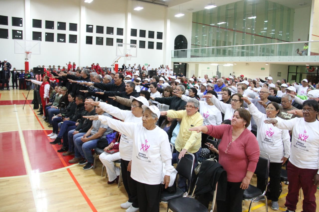 Inauguran juegos deportivos y culturales para adultos mayores