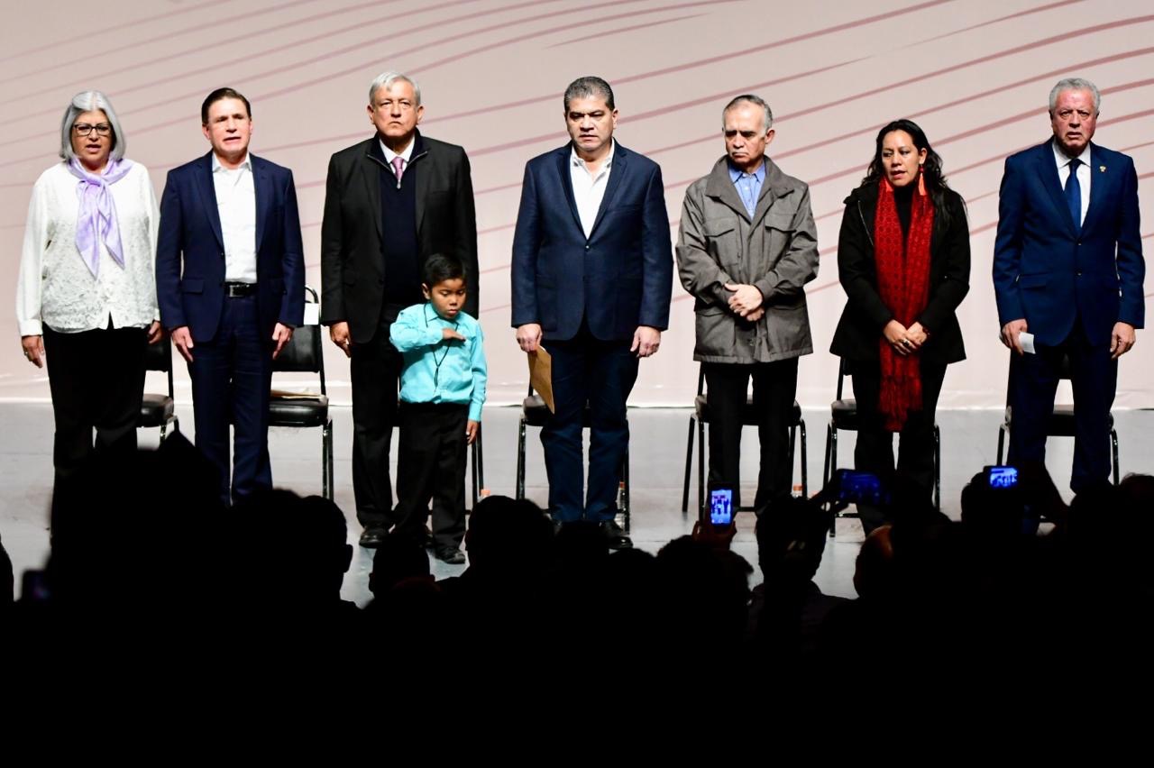 Coahuila, dispuesto a trabajar de la mano <br>del presidente: Riquelme a AMLO