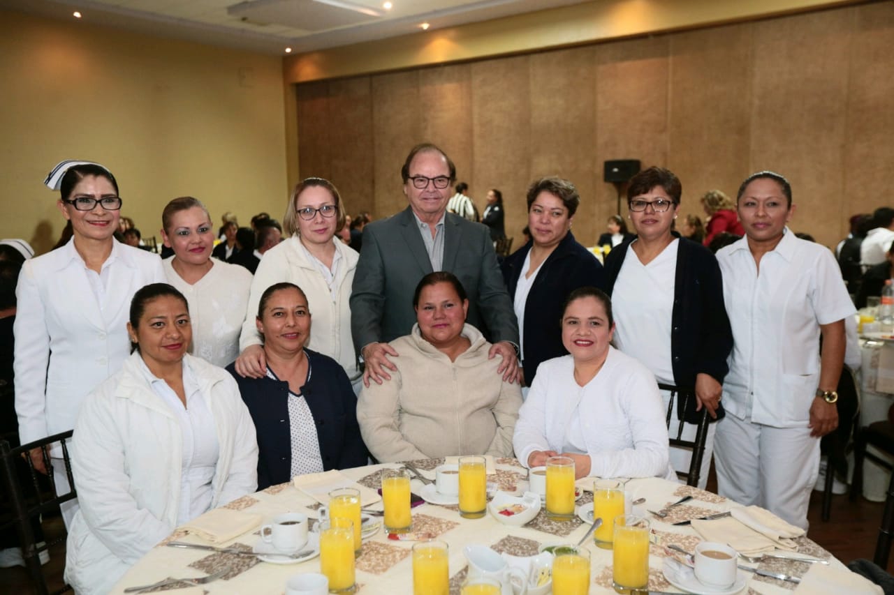 Enfermeras y enfermeros son la base del sistema de Salud: Bernal Gómez