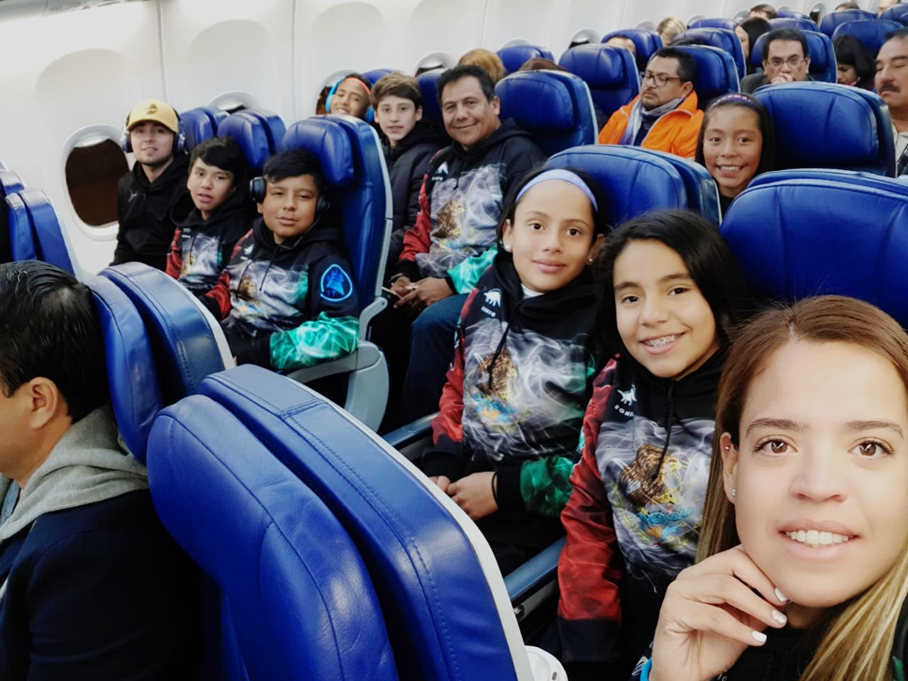 Campeones de tochito viajan a Orlando, Florida