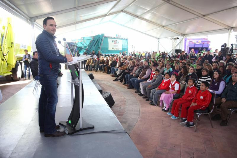 Llegan a Saltillo súper camiones <br>recolectores de basura