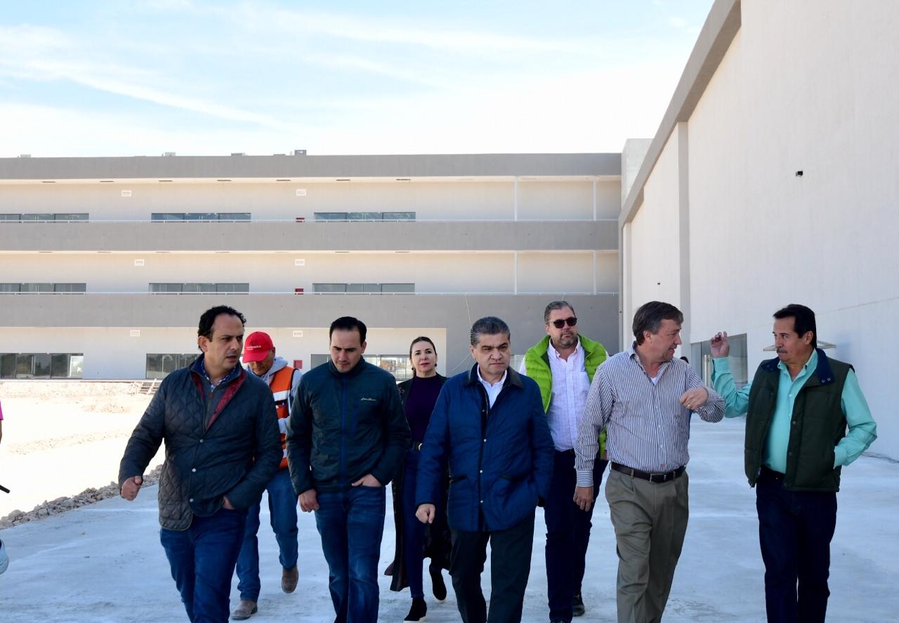 Supervisa Riquelme avance del centro de convenciones de Torreón