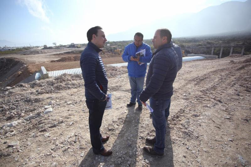 Supervisa Manolo ampliación del bulevar Otilio González