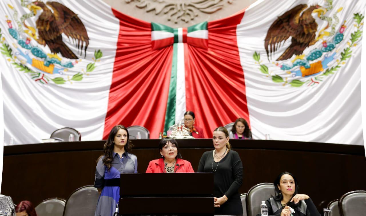 Aprueban por unanimidad iniciativa de Martha Garay en favor de personas de talla pequeña