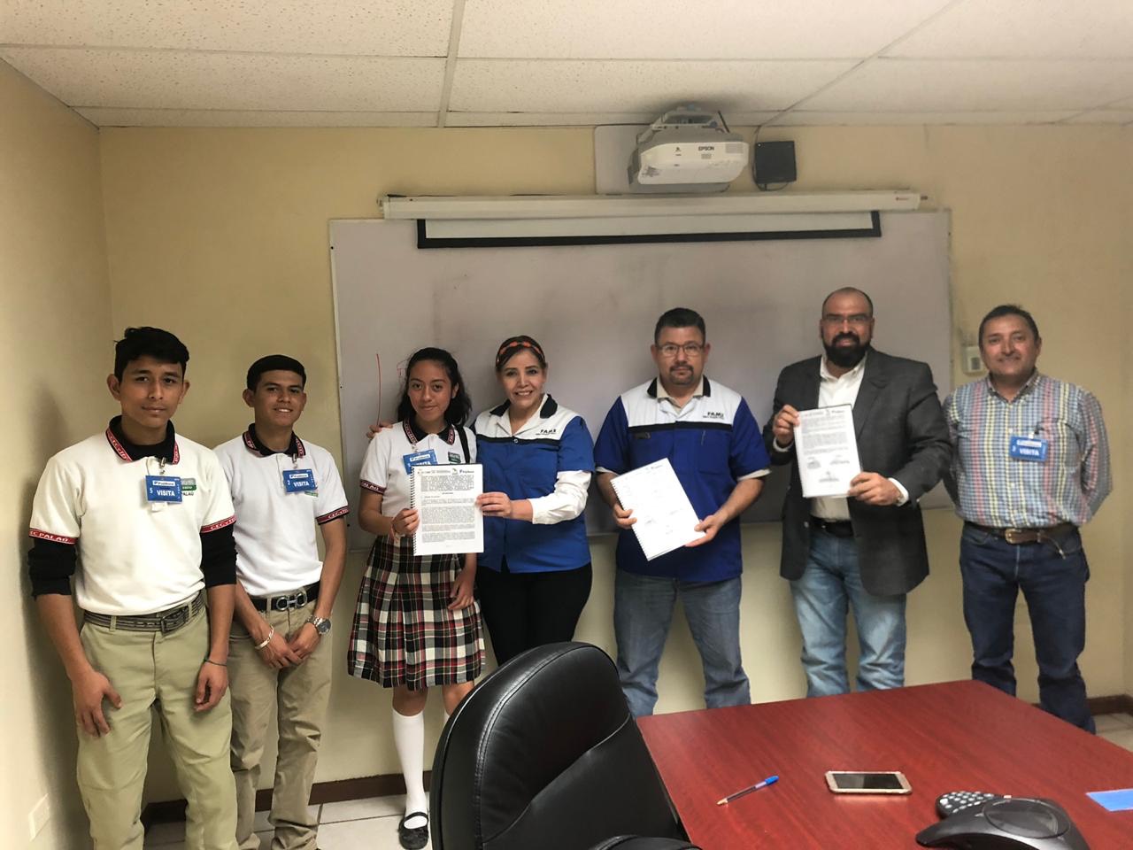 Formaliza Cecytec convenio con Fujikura