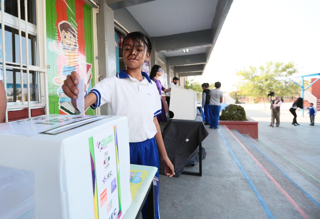 Eligen a niñas difusoras en la escuela Rafael Ochoa, en Saltillo