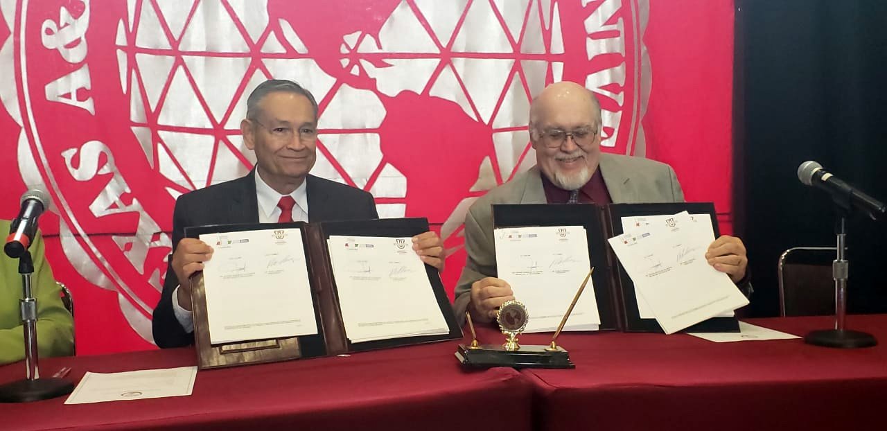 Firman Coahuila y Texas convenio de intercambio científico y docente