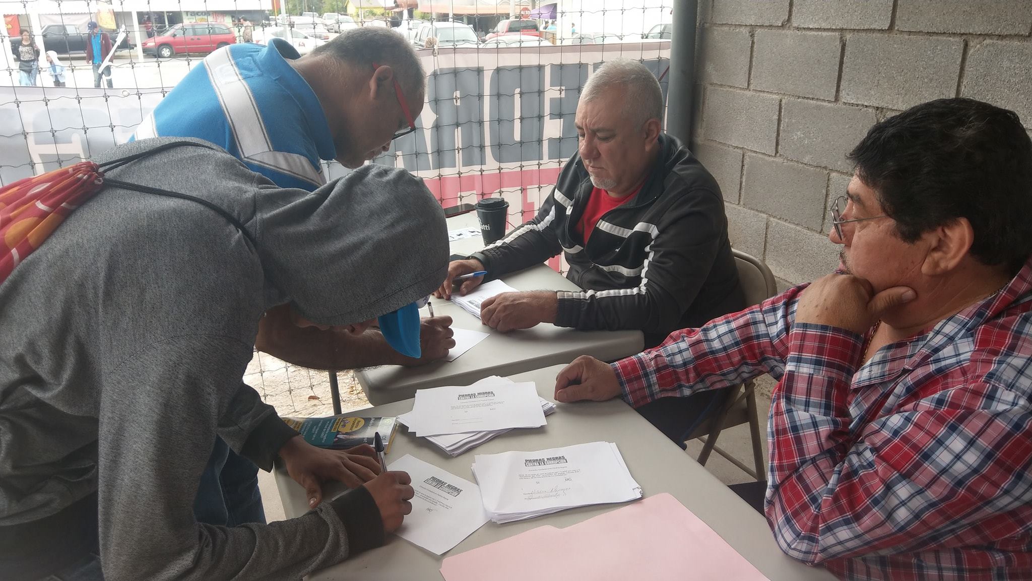 Realizan consulta ciudadana en <br>Piedras Negras por “Caso Bres”