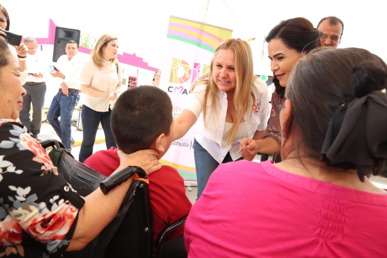 Entrega Marcela Gorgón apoyo a discapacitados