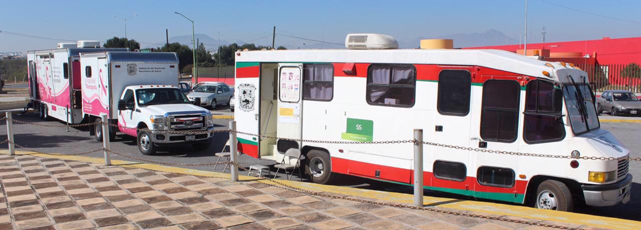 Con unidades móviles, acerca Salud Coahuila servicios a colonias