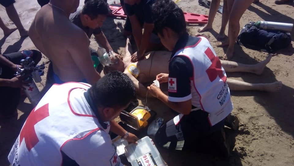 Se ahoga regio en playas de Mazatlán