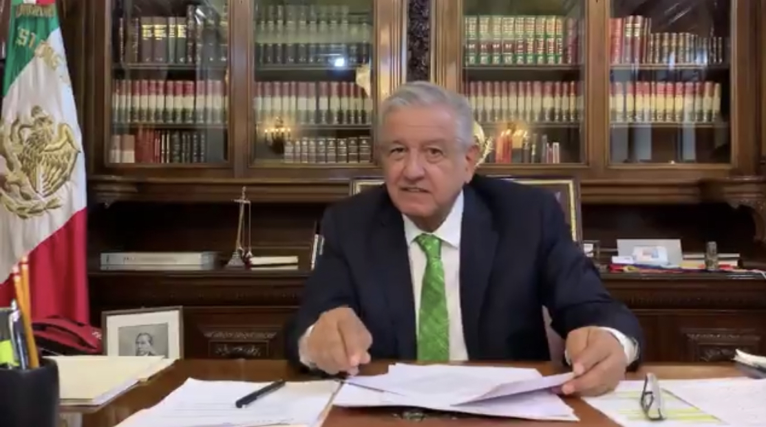 Firma AMLO memorándum para <br>cancelar la Reforma Educativa