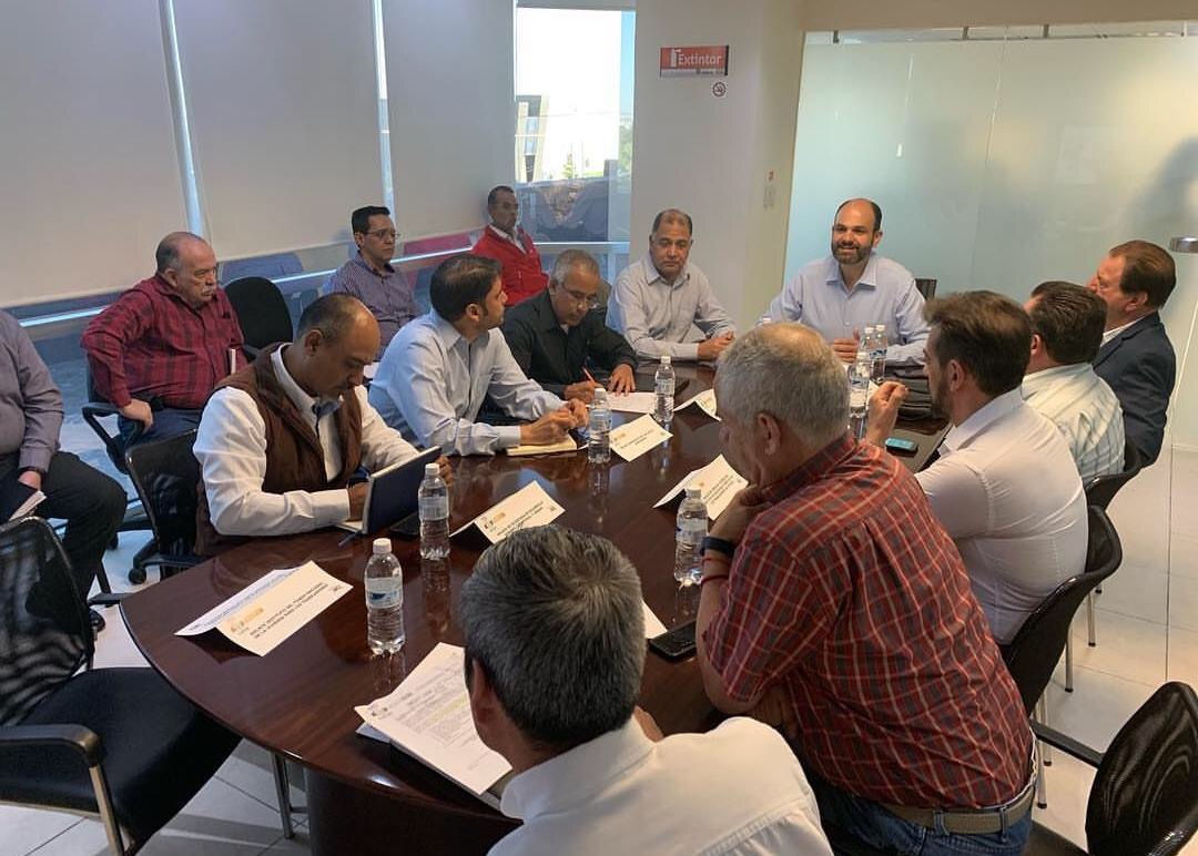 Instalan grupos de trabajo en favor de la vivienda