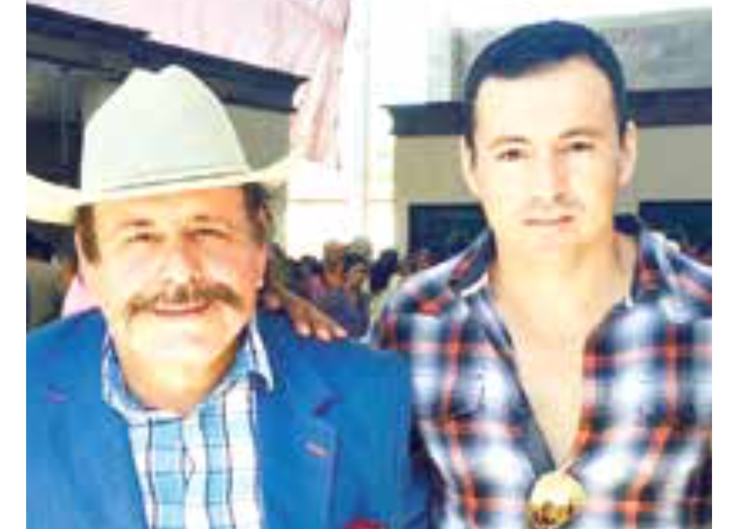 Evidencian relación de Guadiana con empresario <br>que obtuvo 50% del contrato de carbón con CFE