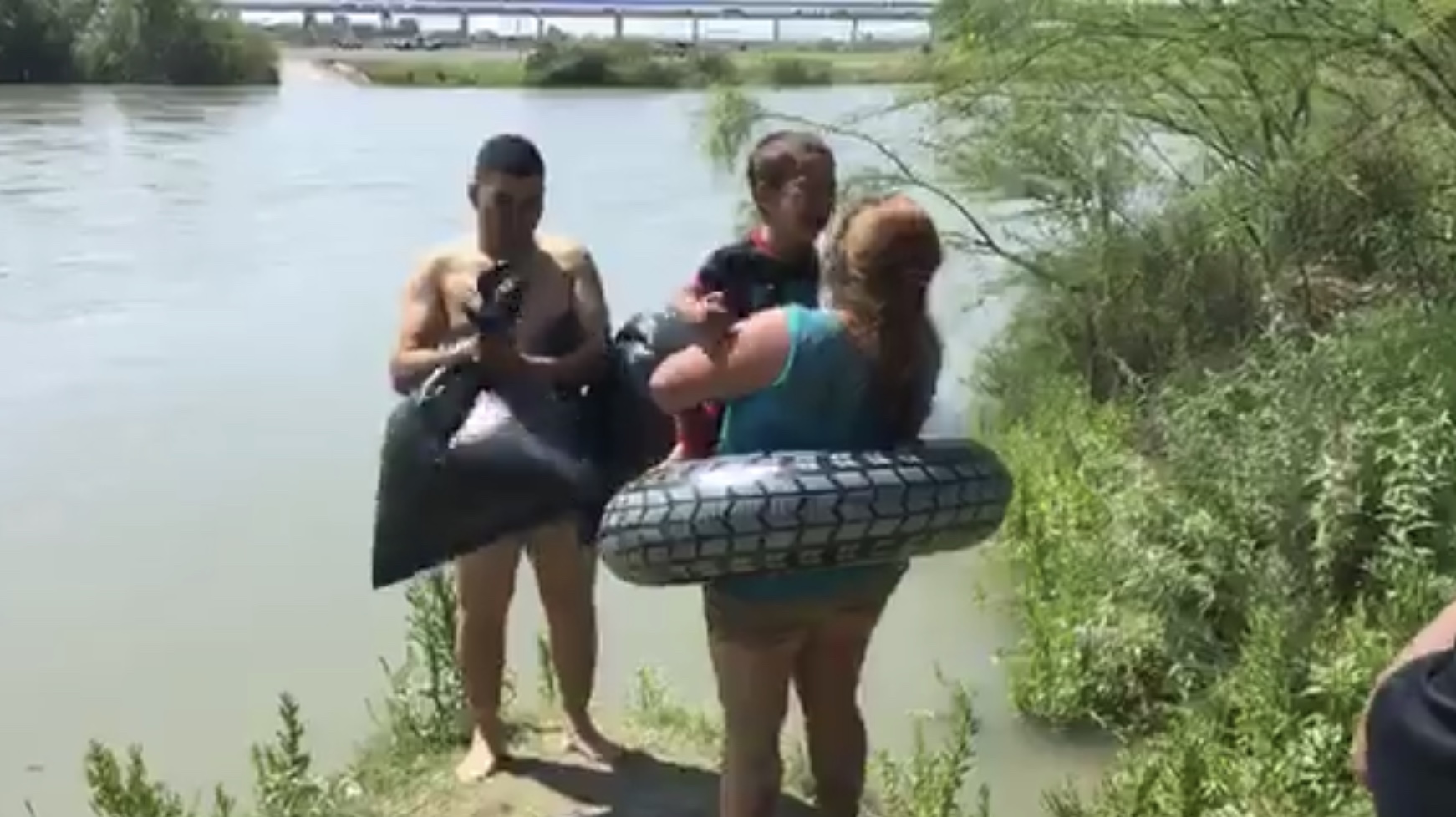 Resguarda Pronnif a familia migrante <br>que intentó cruzar el río Bravo en PN