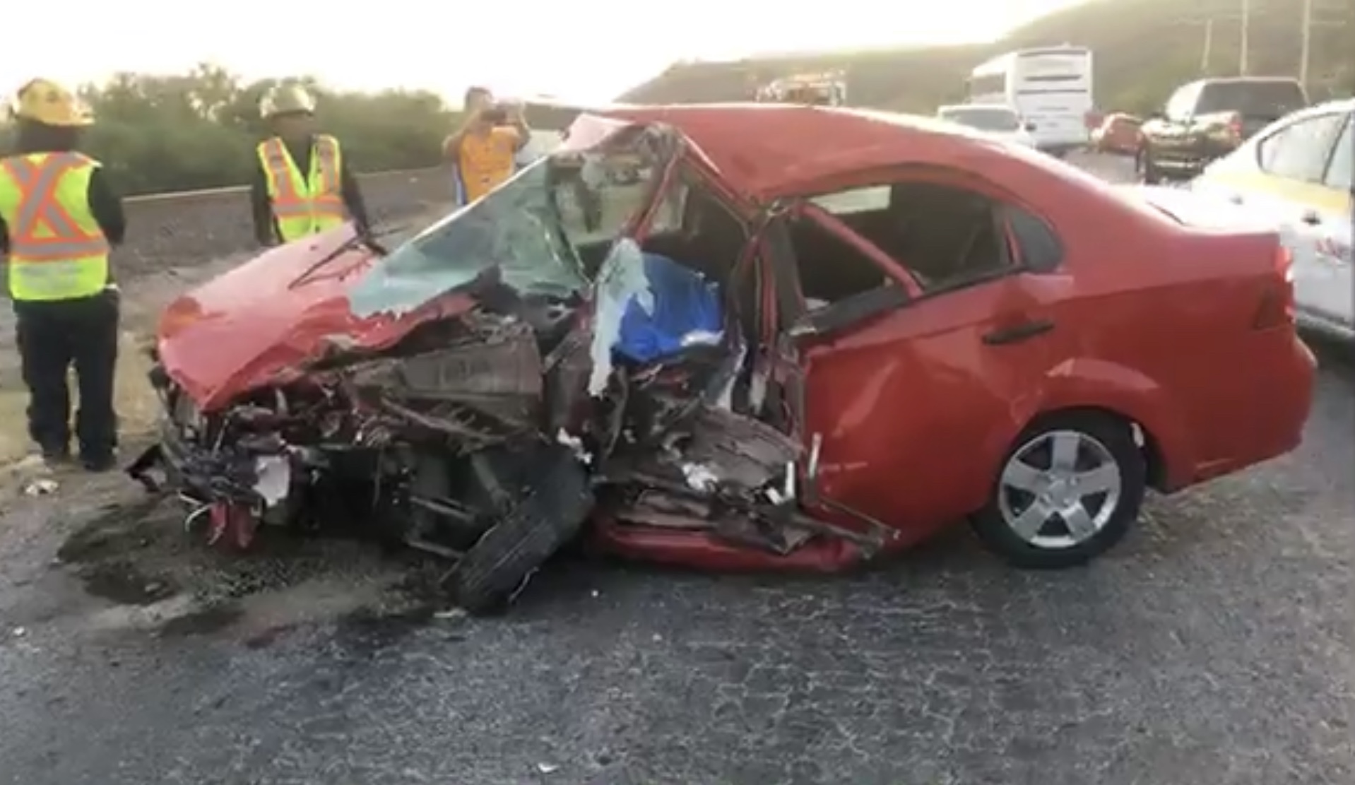 Muere prensado en carretera de Saltillo