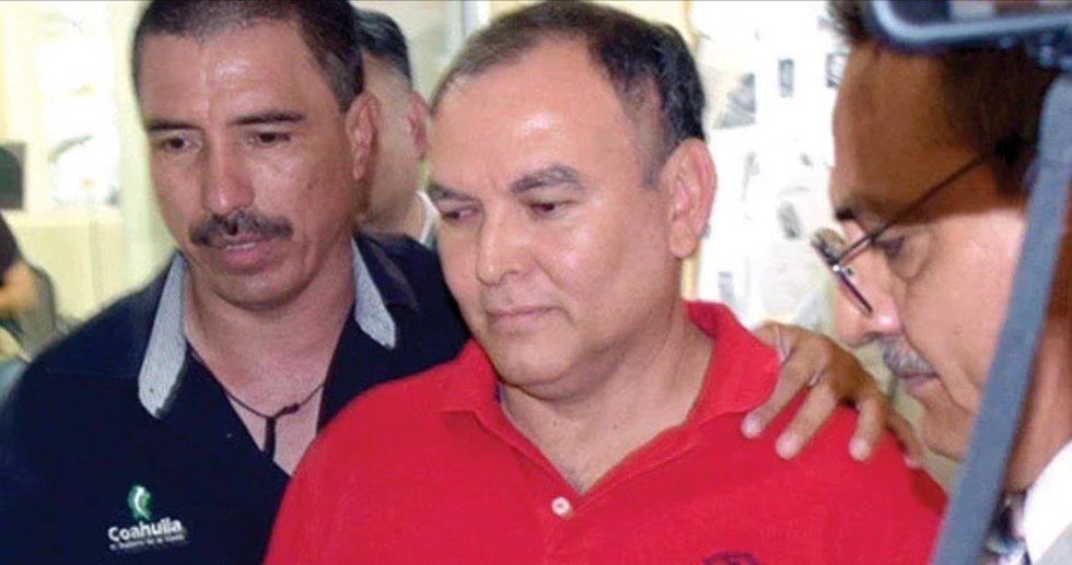Anulan sentencia al Padre Meño