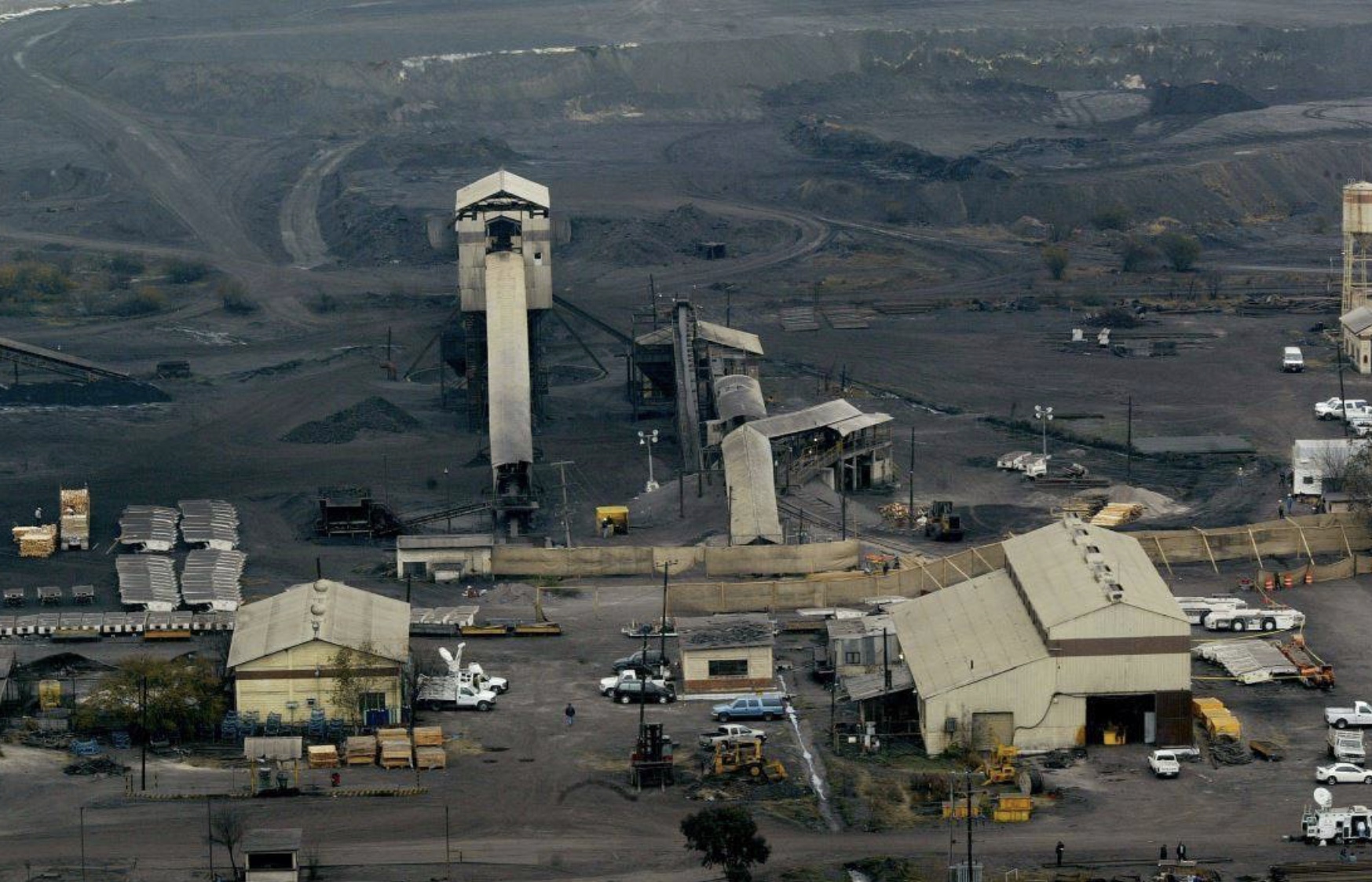 Rescatarán cuerpos en Pasta <br>de Conchos, anuncia AMLO