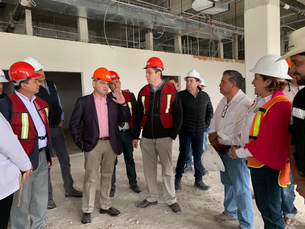 Constata Riquelme avance de obra del Hospital de especialidades en Acuña
