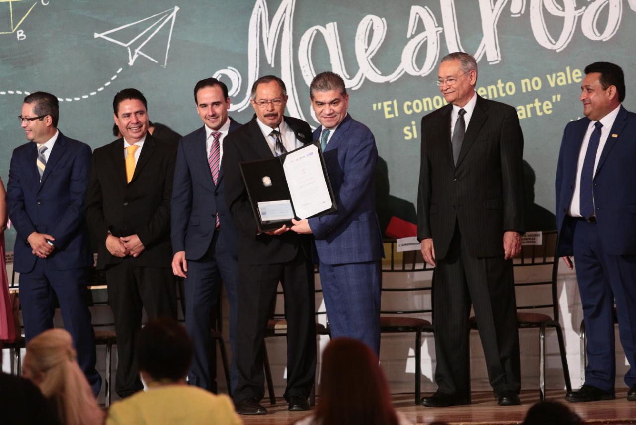 El magisterio coahuilense es la gobernabilidad, <br>el equilibrio y la estabilidad del estado: MARS