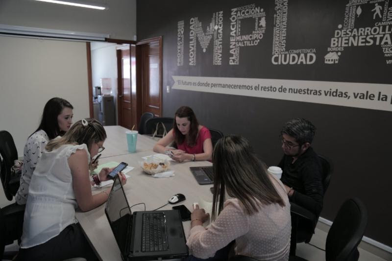 Saltillo da seguimiento a reducción de uso de bolsas de plástico